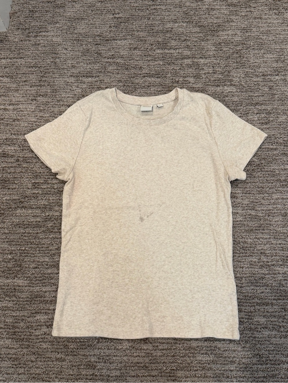 Aritzia cream ribbed t-shirt in size L